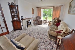 Sitting Room- click for photo gallery